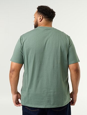 T-shirt com decote em V