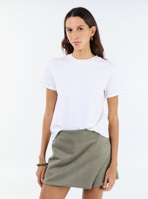 T-shirt de jérsei com tachas na gola e nas mangas - Kiabi