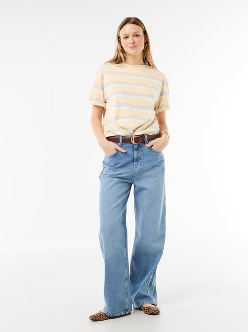 T-shirt de malha às riscas com mangas curtas - Kiabi