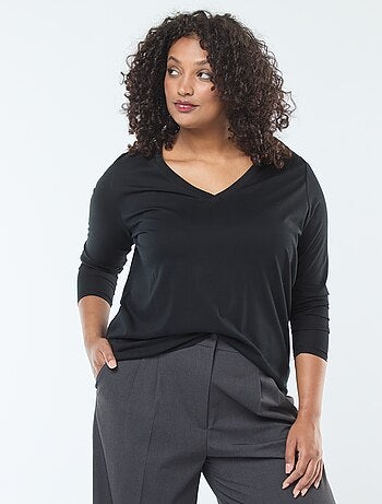 T-shirt de malha com decote em V e mangas curtas