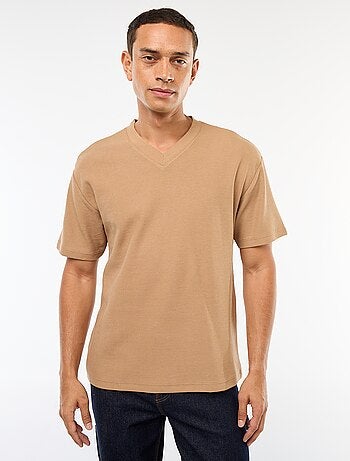 T-shirt de malha com gola em bico