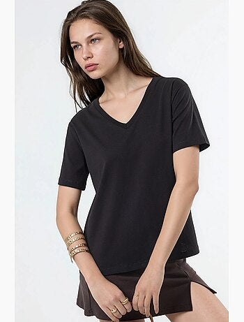 T-shirt de malha lisa com decote em v busem