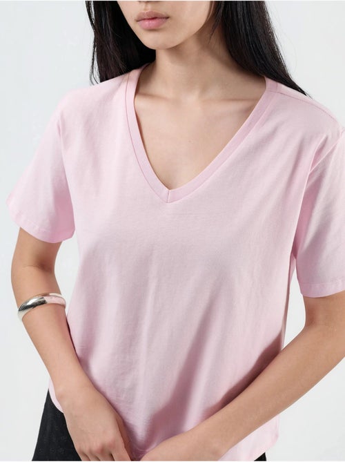 T-shirt de malha lisa com decote em v busem - Kiabi T-shirt de malha lisa com decote em v busem - Kiabi