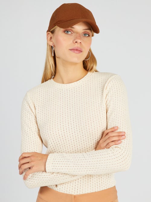 T-shirt de malha pointelle ajurada com gola redonda - Kiabi