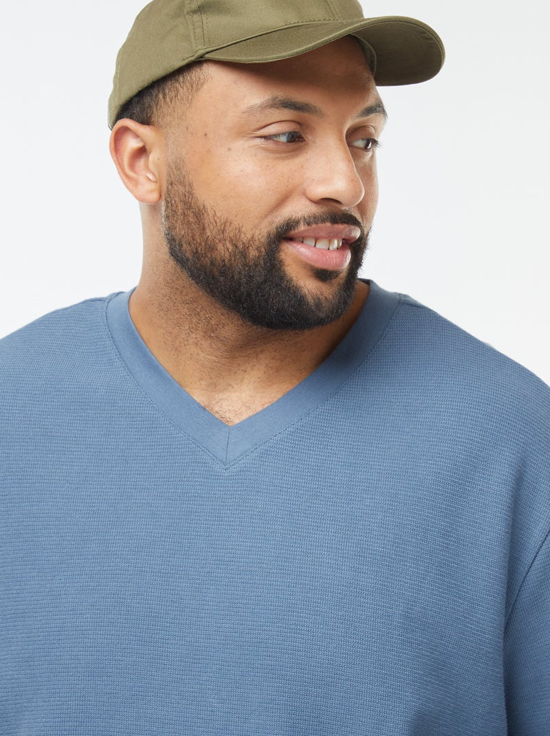 T-shirt de malha texturada e decote em bico Azul - Kiabi