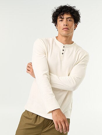 T-shirt de manga comprida com gola tunisiana