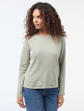 T-shirt de manga comprida e gola redonda