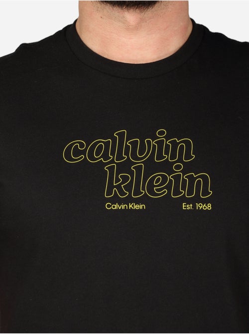T-shirt de manga curta - calvin klein - Kiabi T-shirt de manga curta - calvin klein - Kiabi