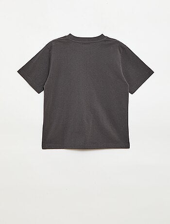 T-shirt de manga curta bordado