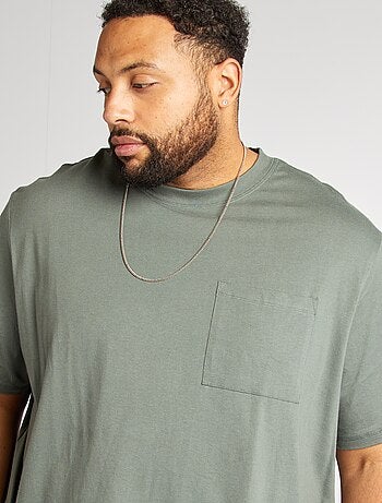 T-shirt de manga curta com bolso frontal