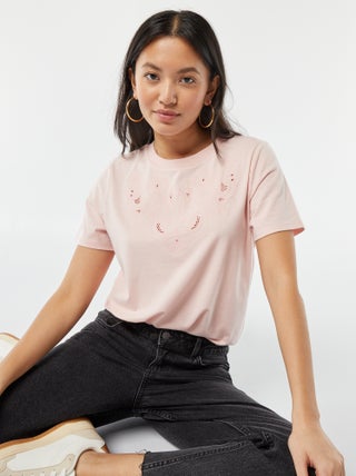 T-shirt de manga curta com bordado de fantasia