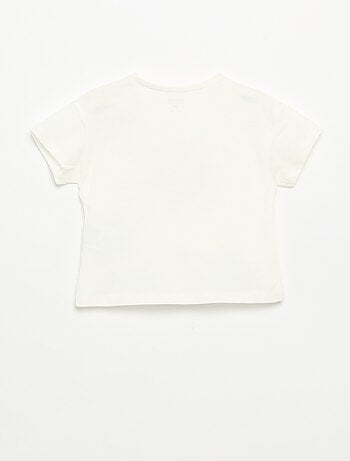 T-shirt de manga curta com coração cosido