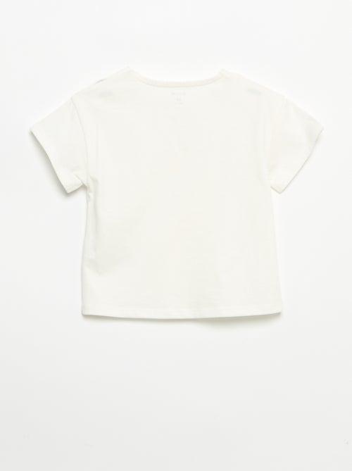 T-shirt de manga curta com coração cosido - Kiabi