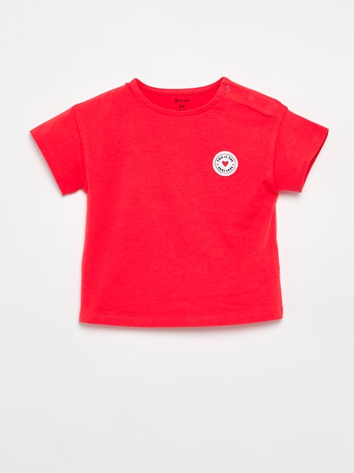 T-shirt de manga curta com coração cosido - Kiabi