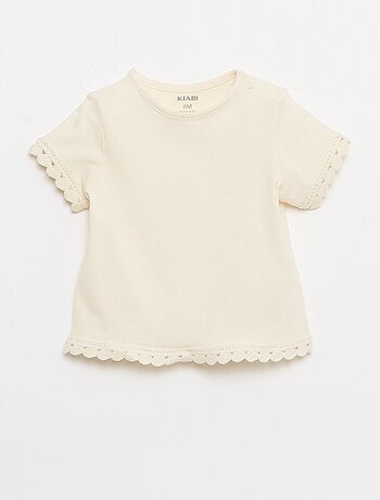 T-shirt de manga curta com detalhes em croché