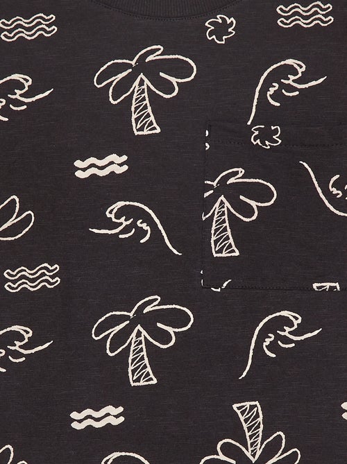 T-shirt de manga curta com estampado e bolso frontal - Kiabi