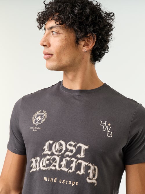 T-shirt de manga curta com estampado fantasia - Kiabi