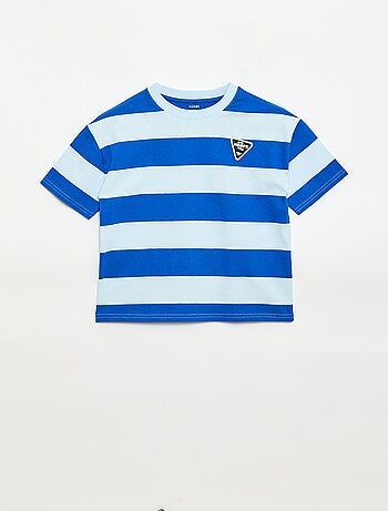 T-shirt de manga curta com estampado na frente