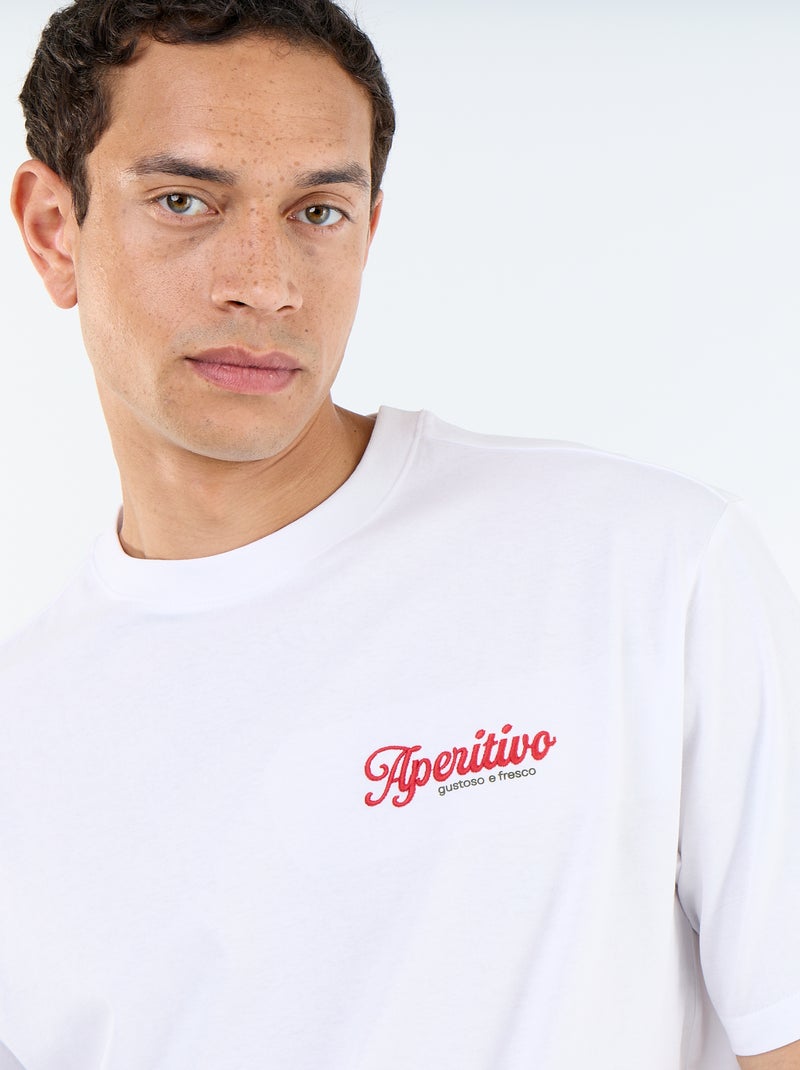 T-shirt de manga curta com estampados e bordados à frente e atrás Branco - Kiabi