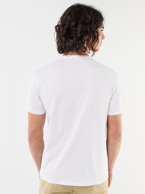T-shirt de manga curta com gola tunisina - Kiabi