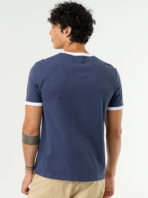 T-shirt de manga curta com orlas contrastantes - Kiabi