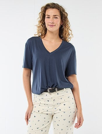 T-shirt de manga curta, decote em bico