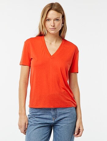 T-shirt de manga curta, decote em bico