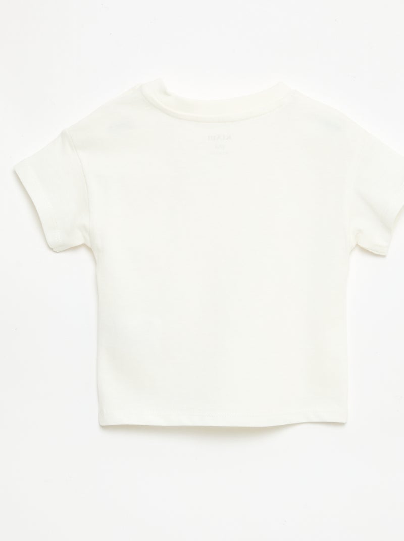 T-shirt de manga curta em jersey de algodão com patch no peito Branco - Kiabi