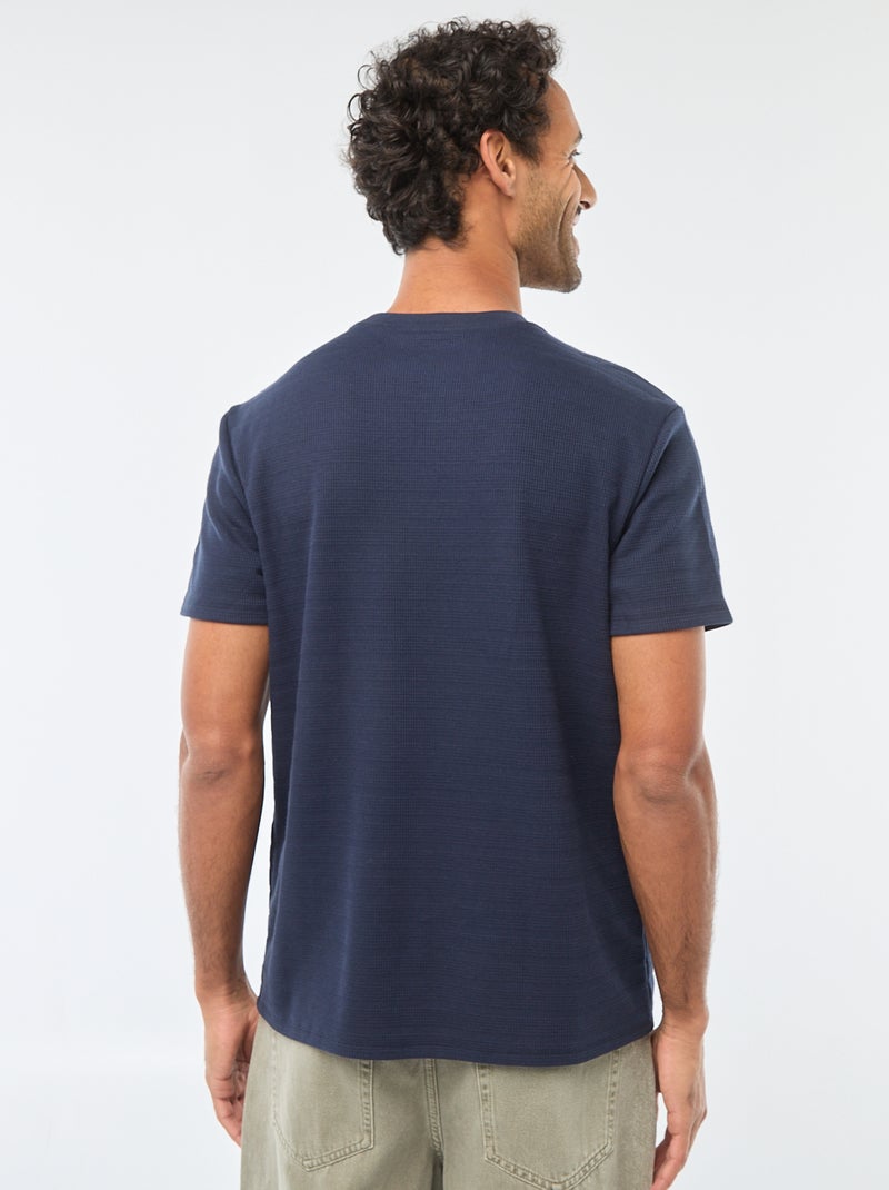 T-shirt de manga curta em malha waffle Azul - Kiabi