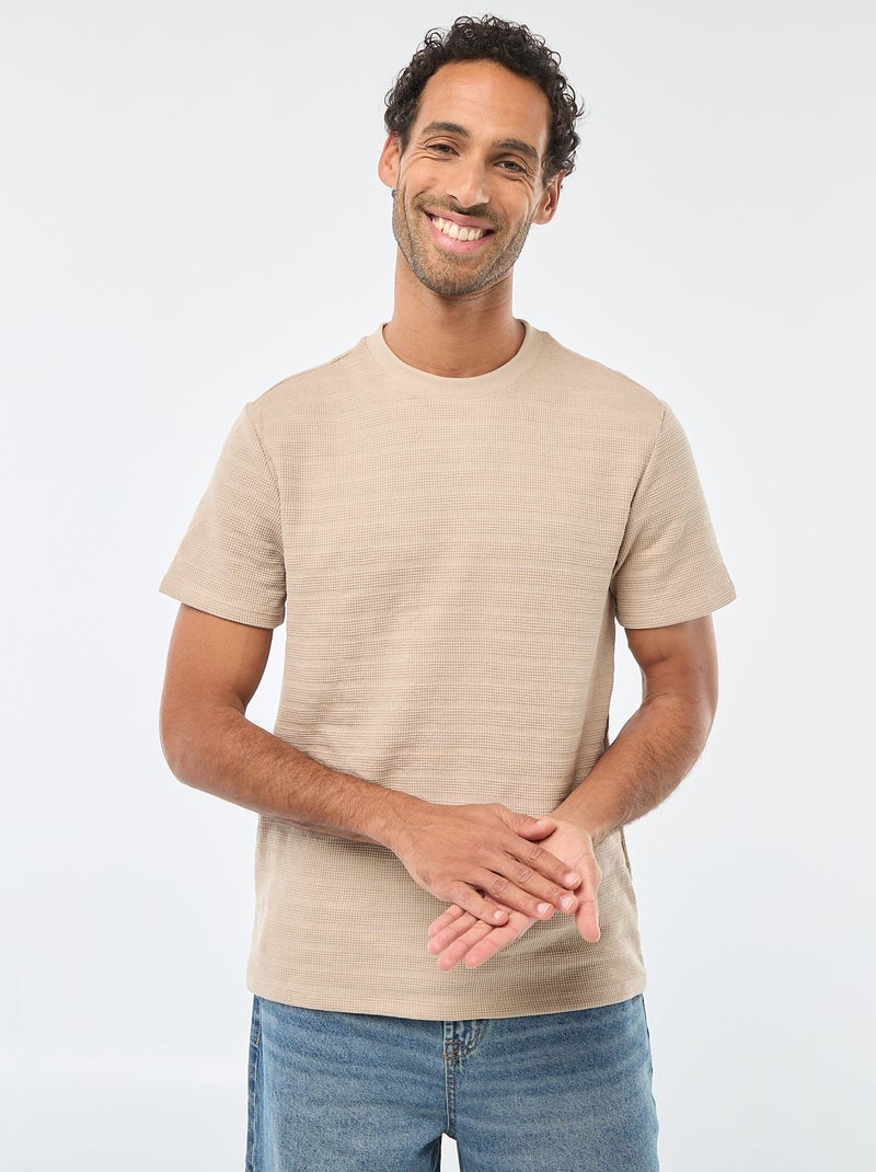 T-shirt de manga curta em malha waffle Bege - Kiabi