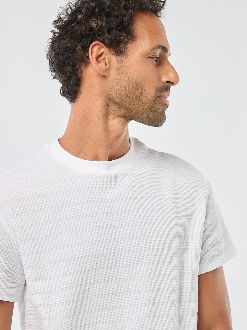 T-shirt de manga curta em malha waffle Branco - Kiabi