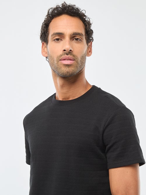 T-shirt de manga curta em malha waffle - Kiabi