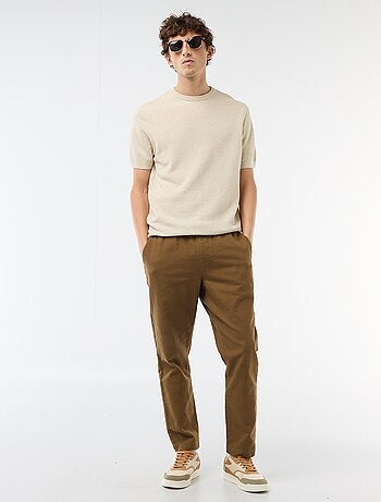 T-shirt de manga curta em material fantasia