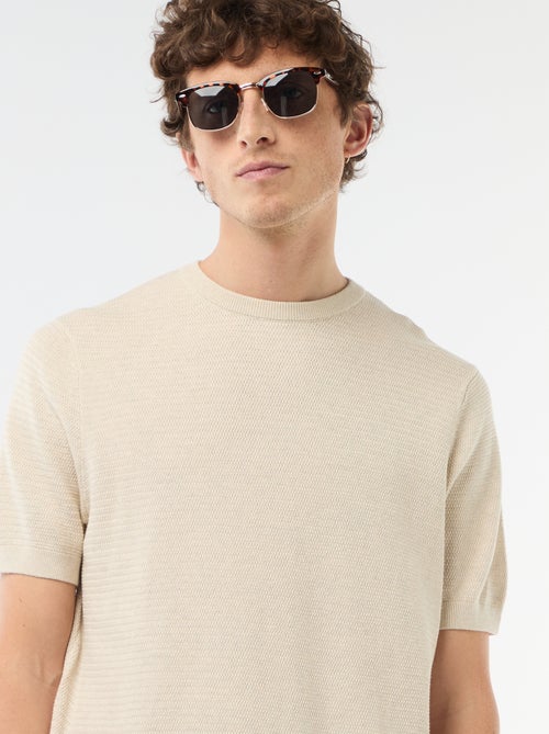 T-shirt de manga curta em material fantasia - Kiabi