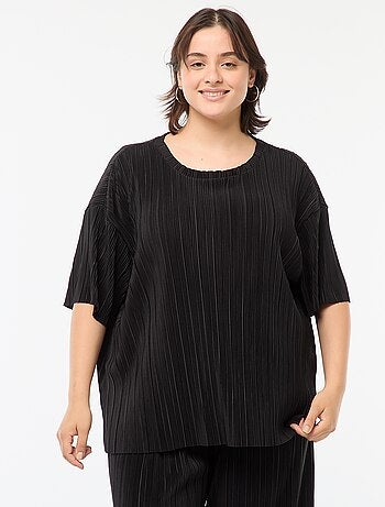 T-shirt de manga curta em tecido plissado