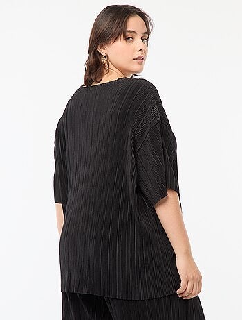 T-shirt de manga curta em tecido plissado