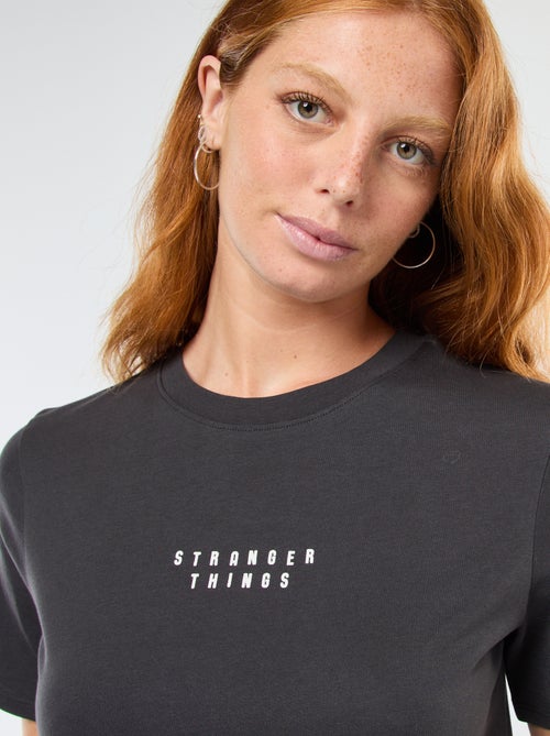 T-shirt de manga curta 'Stranger Things' - Kiabi