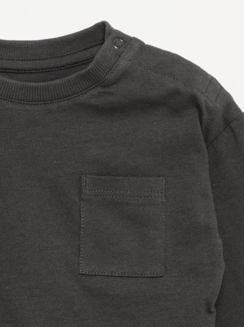 T-shirt de mangas compridas com bolso no peito - Kiabi