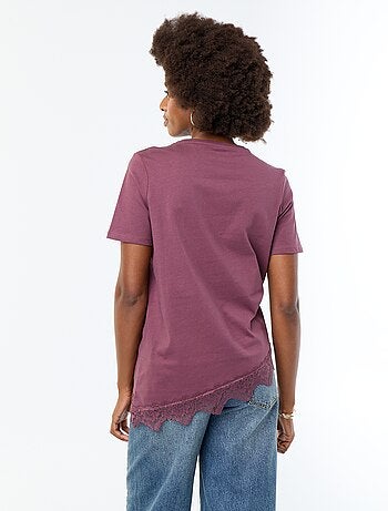 T-shirt de mangas curtas com renda