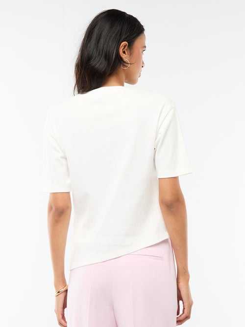 T-shirt de mangas curtas drapeado com bijuteria - Kiabi