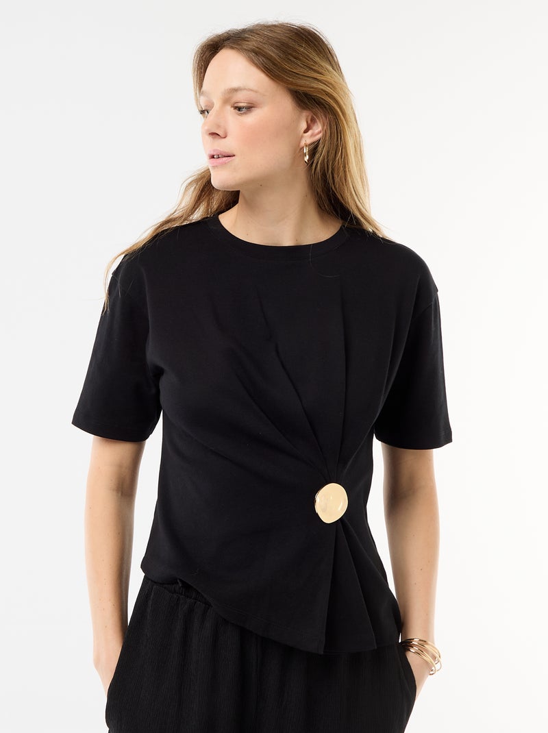 T-shirt de mangas curtas drapeado com bijuteria Preto - Kiabi