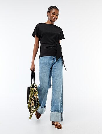 T-shirt de mangas curtas drapeado com nó em malha crepe