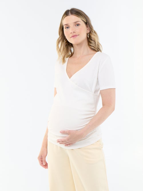 T-shirt de maternidade com decote cruzado - Kiabi T-shirt de maternidade com decote cruzado - Kiabi