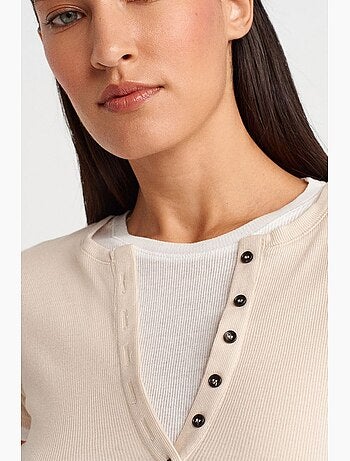 T-shirt de mulher em algodão com decote em v e botões dilvin