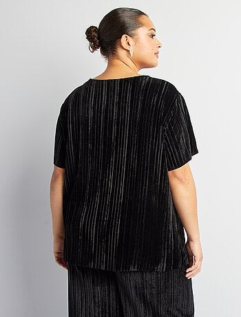 T-shirt de veludo com decote em bico