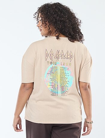 T-shirt 'Def Leppard' estampado frente e verso de manga curta