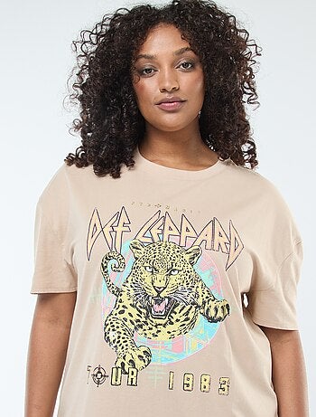 T-shirt 'Def Leppard' estampado frente e verso de manga curta