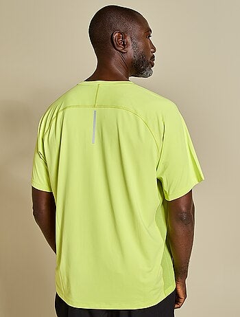 T-shirt desportiva - (ekstract)