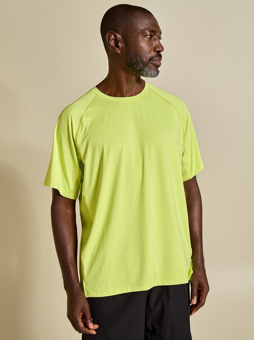T-shirt desportiva - (ekstract) - Kiabi T-shirt desportiva - (ekstract) - Kiabi