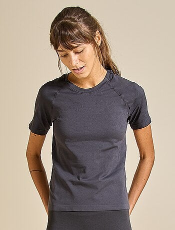 T-shirt desportivo efeito segunda pele - (ekstract)